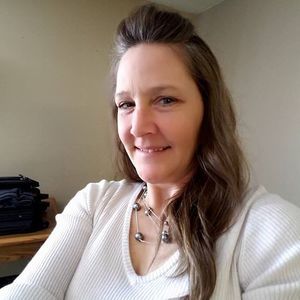 Meet your Posher, Monica